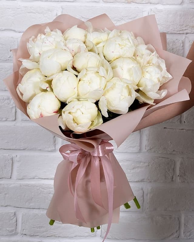 Букет из белых Пионов «Белый ангел» 17шт. Букет из белых Пионов «Белый ангел» 17шт.