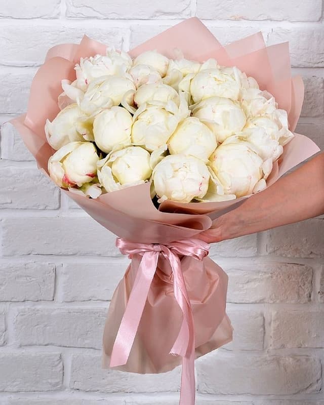 Букет из белых Пионов «Белый ангел» 19шт. Букет из белых Пионов «Белый ангел» 19шт.