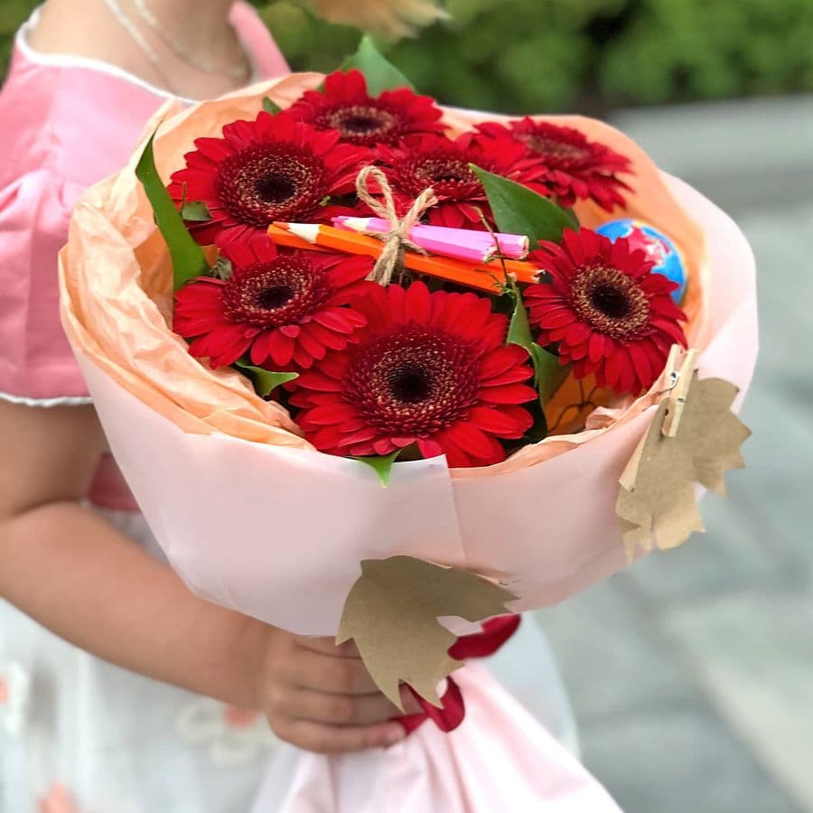 Букет из красных Гермини «Кругосветное путешествие»