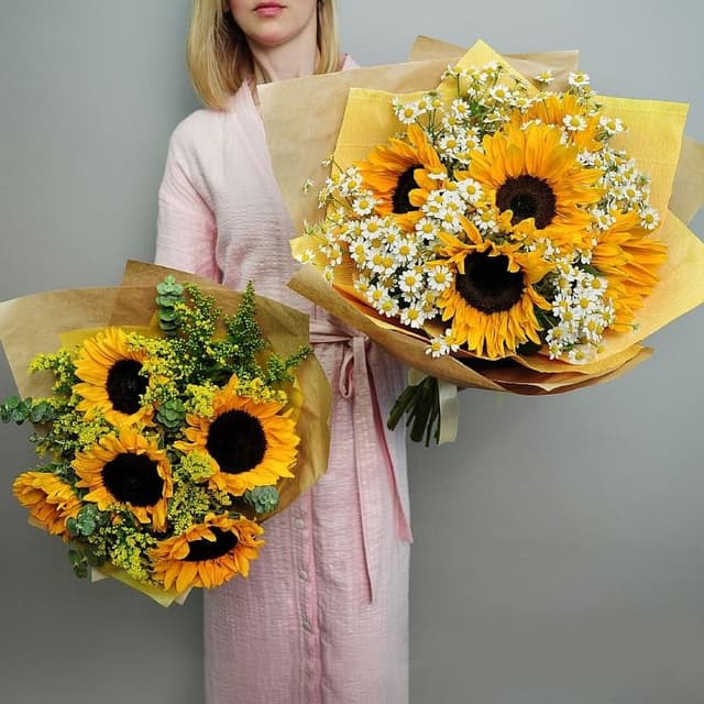 Букет из Подсолнухов и Ромашек «Поля и солнце» Букет из Подсолнухов и Ромашек «Поля и солнце»