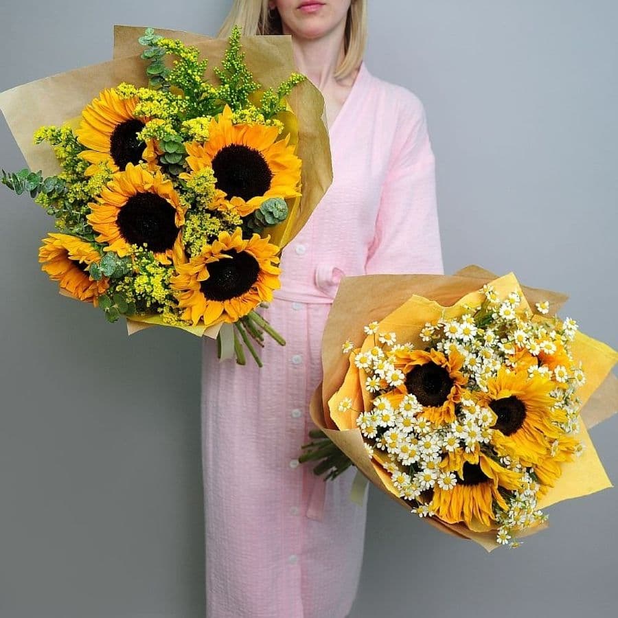 Букет из Подсолнухов и Солидаго «Подсолнушек»