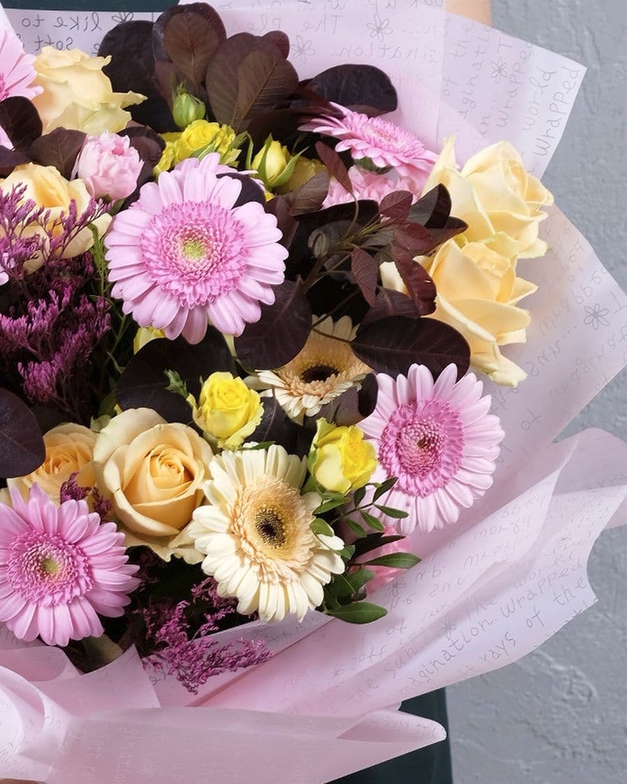 Букет из Гермини и Роз «Осень пестрит»