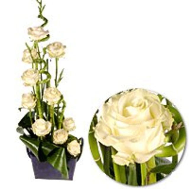 Композиция из Роз, Аспидистры и Бамбука «Роуз стволовой» Композиция из Роз, Аспидистры и Бамбука «Роуз стволовой»