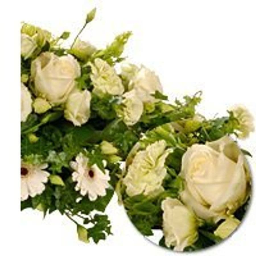 Настольная композиция из Роз, Гвоздики и Гербер «Чистота любви»