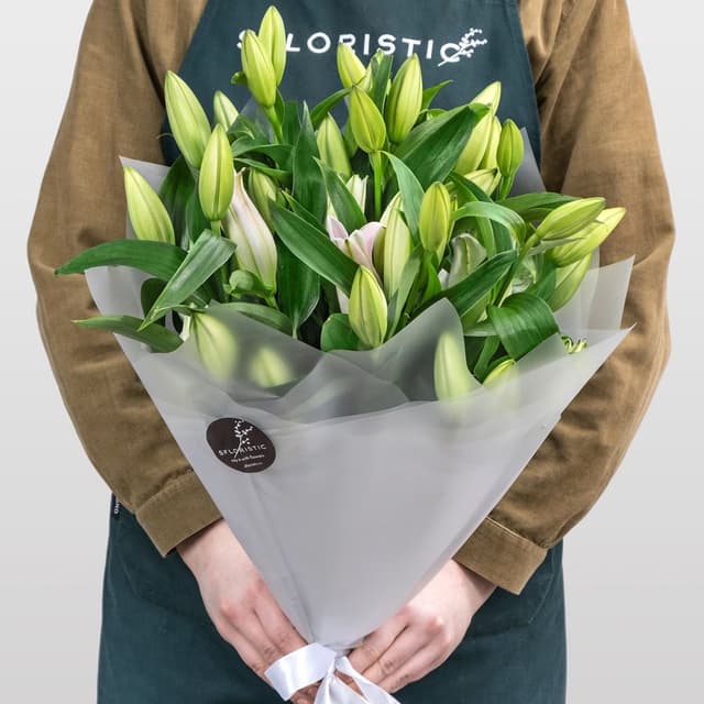 Букет из Белой лилии 11 шт «Стильной» Букет из Белой лилии 11 шт «Стильной»