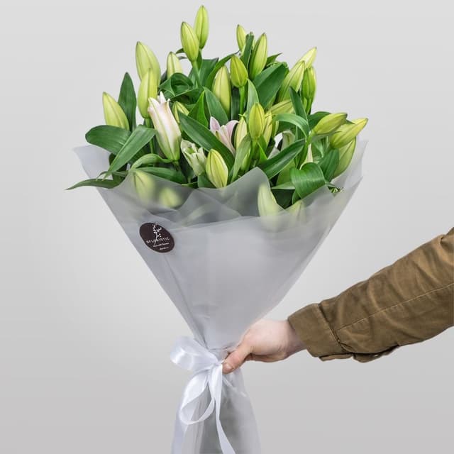 Букет из Белой лилии 11 шт «Стильной» Букет из Белой лилии 11 шт «Стильной»