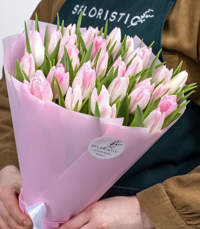 Букет из нежно-розовых Тюльпанов 31 шт «Весенняя нежность» Букет из нежно-розовых Тюльпанов 31 шт «Весенняя нежность»