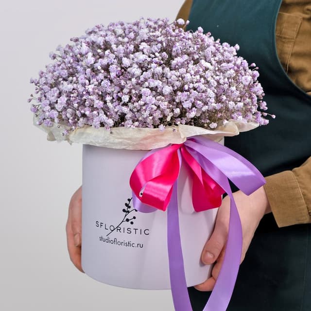 Композиция из Гипсофилы в шляпной коробке «Лавандовое поле» Композиция из Гипсофилы в шляпной коробке «Лавандовое поле»