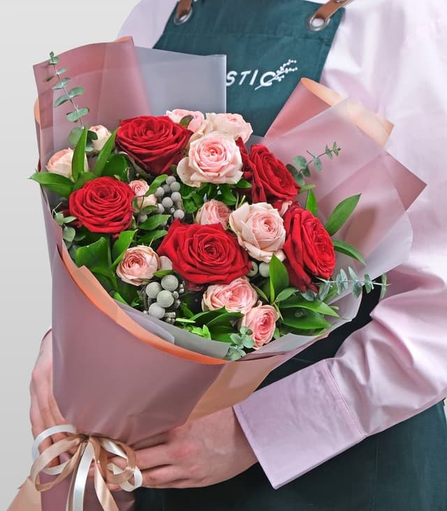 Букет Кустовых Роз «Бруния» Букет Кустовых Роз «Бруния»