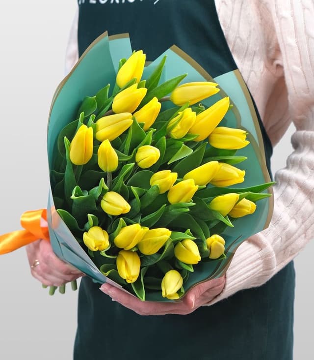 Букет из Тюльпанов 25шт «Солнечная весна» Букет из Тюльпанов 25шт «Солнечная весна»