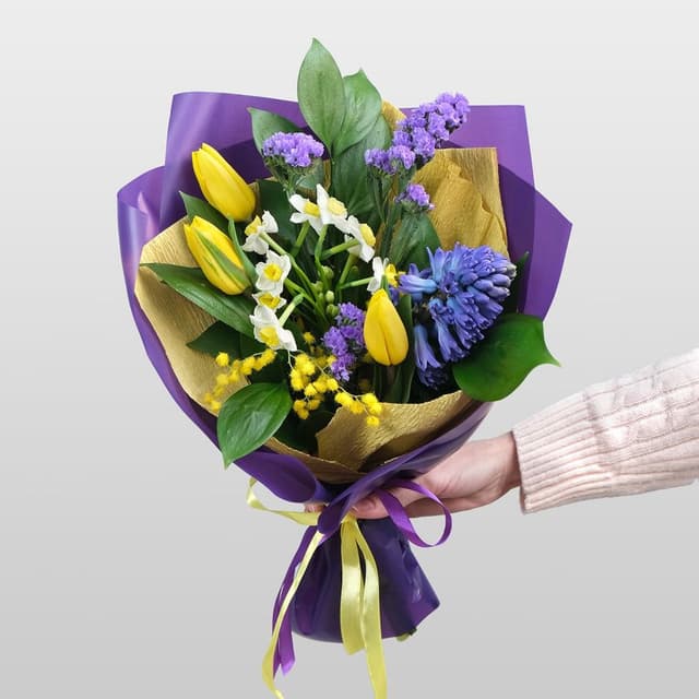 Букет из Тюльпана, Нарцисса, Гиацинта «Теплая Весна» Букет из Тюльпана, Нарцисса, Гиацинта «Теплая Весна»