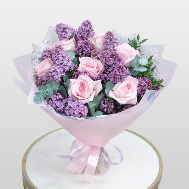 Букет из Роз Пинк Охара и Сирени «Нежный рассвет» Букет из Роз Пинк Охара и Сирени «Нежный рассвет»