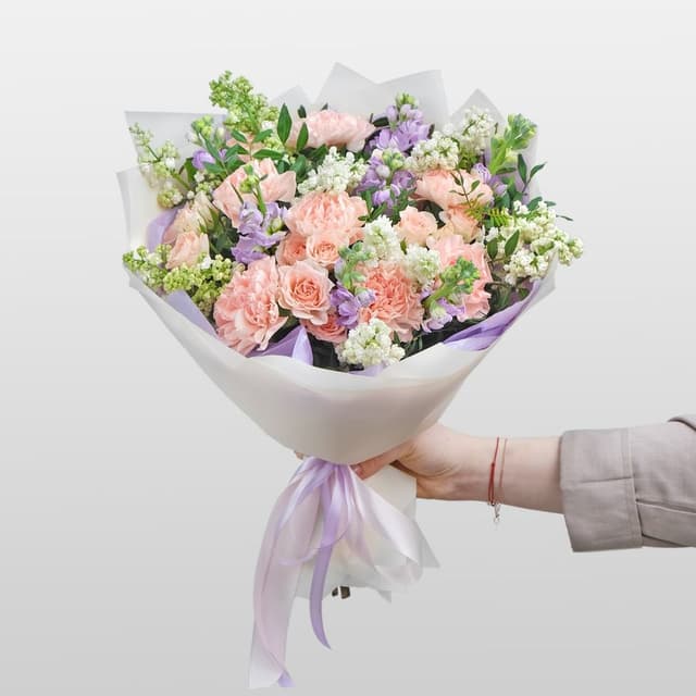 Букет из Роз, Гвоздики, Маттиолы «Материнская Любовь» Букет из Роз, Гвоздики, Маттиолы «Материнская Любовь»