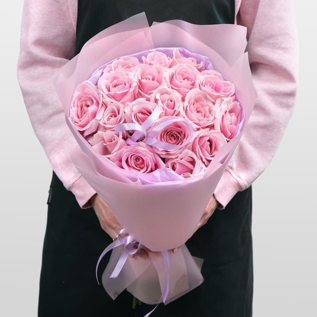 Букет из розовых Роз 60 см «Рубин» Букет из розовых Роз 60 см «Рубин»