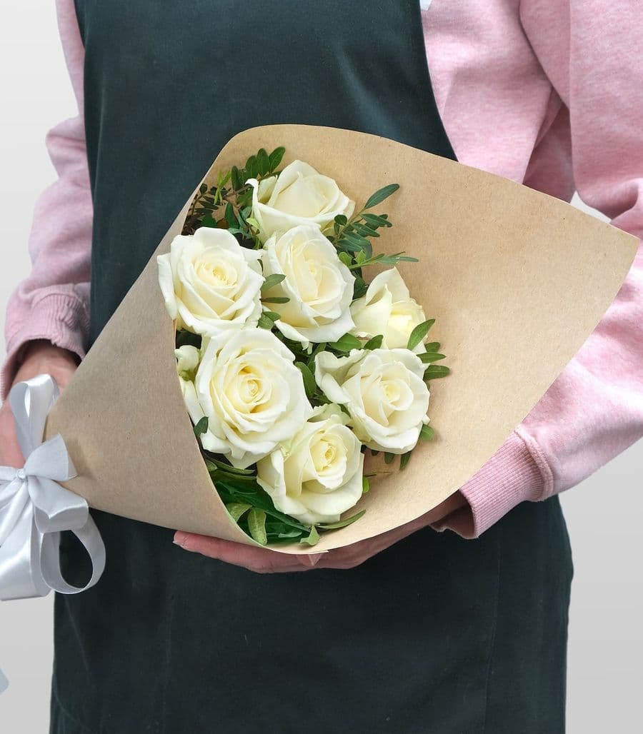Букет из белых Роз 60 см «Феба»