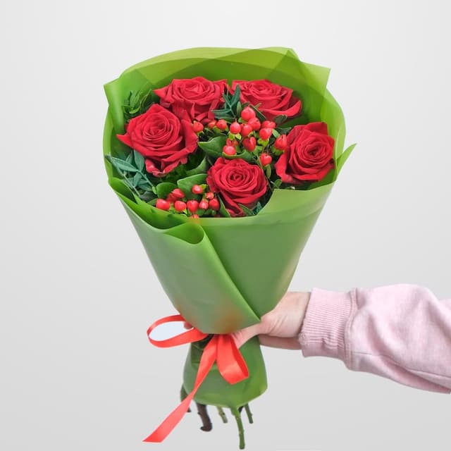 Букет красных Роз «Красная Шапочка» Букет красных Роз «Красная Шапочка»