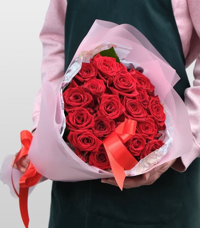 Букет из красных Роз 60 см «Сокровище» Букет из красных Роз 60 см «Сокровище»