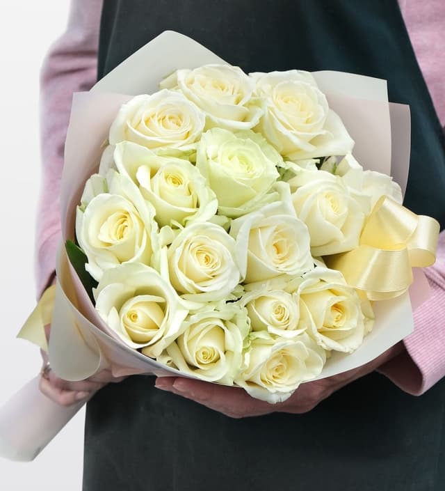 Букет из белых Роз 60 см «Воздушное облачко» Букет из белых Роз 60 см «Воздушное облачко»