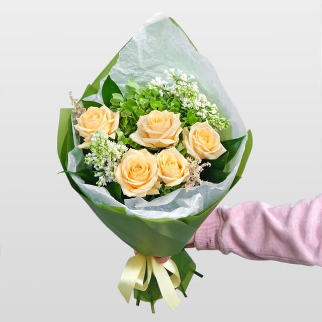 Букет из Роз, Гортензии и Сирени «Деметра» Букет из Роз, Гортензии и Сирени «Деметра»