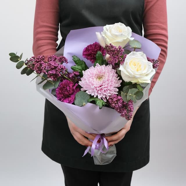 Букет из Роз, Хризантемы и Гвоздики «Персефона» Букет из Роз, Хризантемы и Гвоздики «Персефона»