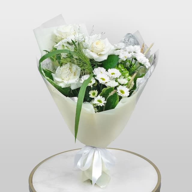 Букет из Роз, Гортензии и Альстромерии «Аврелия» Букет из Роз, Гортензии и Альстромерии «Аврелия»