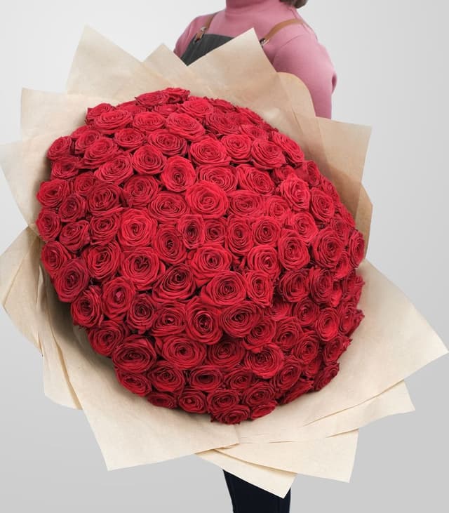 Букет из красных Роз 125 шт 80 см «Авиэтта» Букет из красных Роз 125 шт 80 см «Авиэтта»