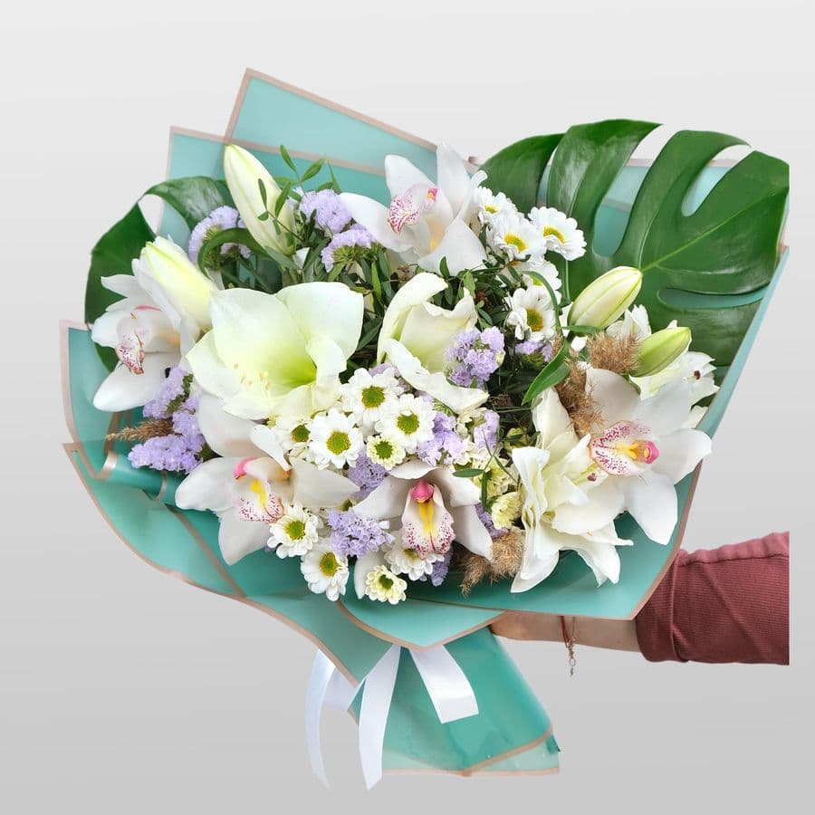 Букет из Тюльпанов и Орхидей «Чудный сад»