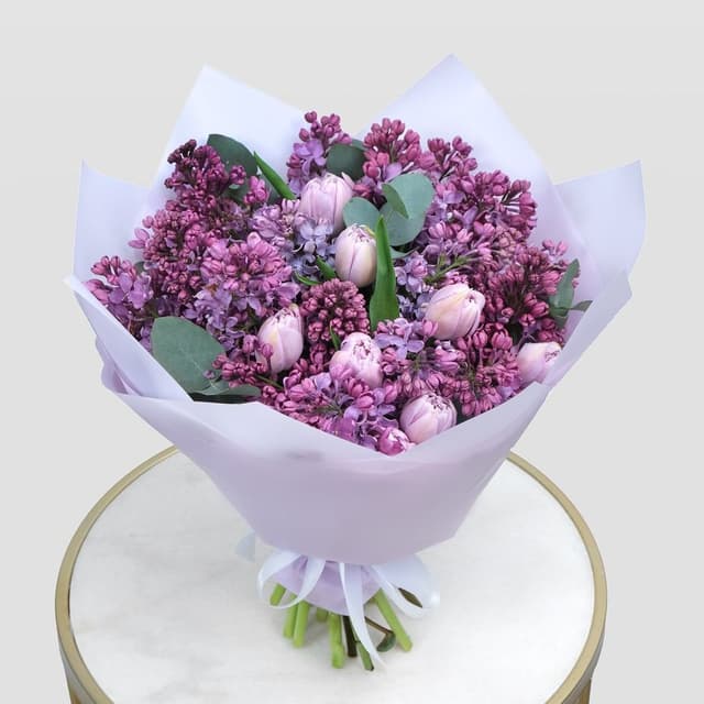 Букет из Сирени и Пионовидных Тюльпанов «Сиреневое счастье» Букет из Сирени и Пионовидных Тюльпанов «Сиреневое счастье»