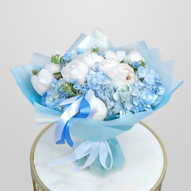 Букет из Пиона и Гортензии «Океан Любви» Букет из Пиона и Гортензии «Океан Любви»