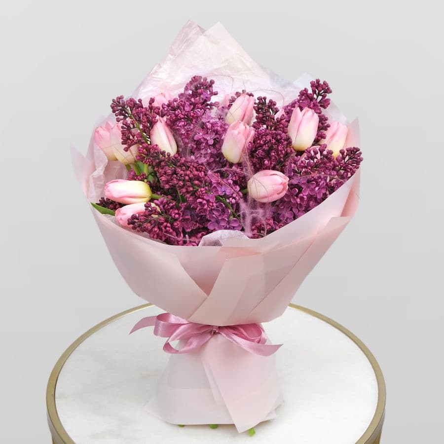 Букет из Сирени и Тюльпанов «Розовая любовь»