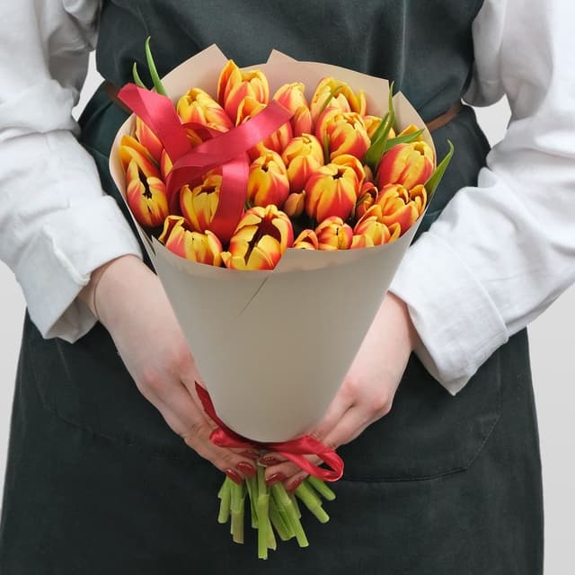 Букет из Тюльпанов 25шт «Турмалин» Букет из Тюльпанов 25шт «Турмалин»