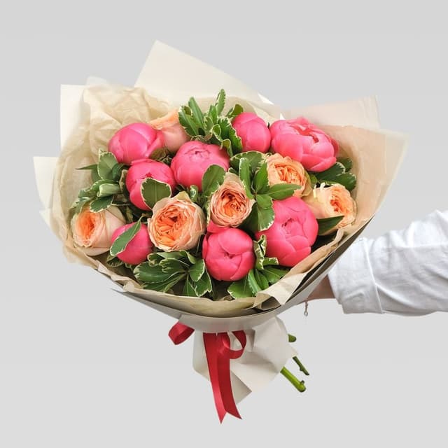 Букет из Пионов и Пионовидной Розы «Харпер» Букет из Пионов и Пионовидной Розы «Харпер»