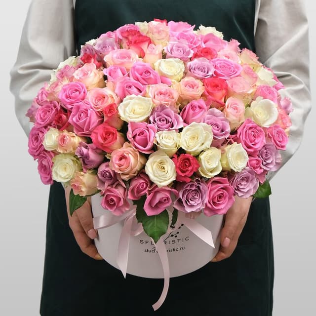 Композиция из кенийских Роз 101 шт в шляпной коробке «Мэдисон» Композиция из кенийских Роз 101 шт в шляпной коробке «Мэдисон»