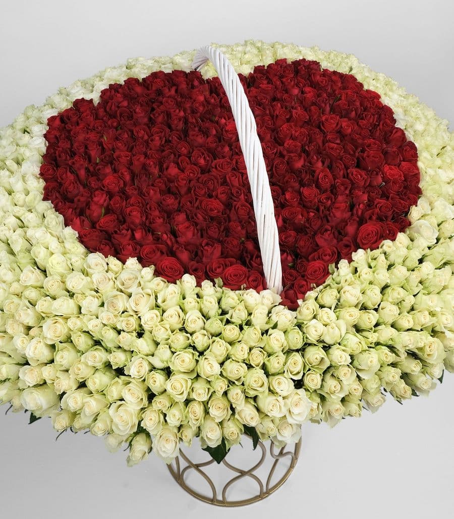 Букет из кенийских Роз 1001 шт «Пламенное Сердце»