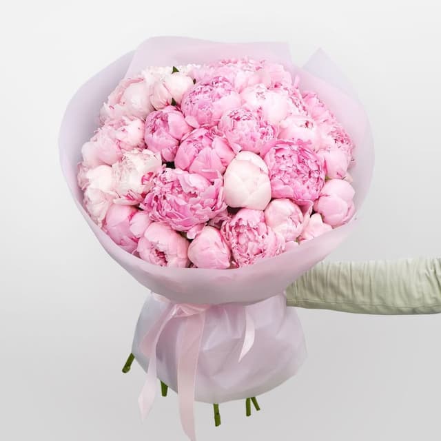 Букет из 31 Пиона «Нежный зефир» Букет из 31 Пиона «Нежный зефир»