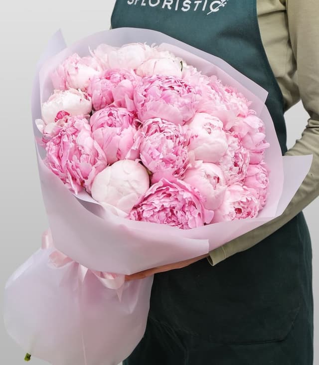 Букет из 21 Пиона «Розовый ветер» Букет из 21 Пиона «Розовый ветер»