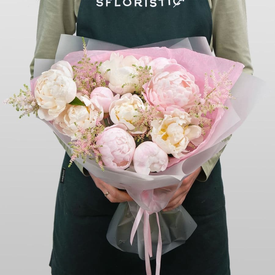 Букет из Пионов и Астильбы «Розовое Облачко»