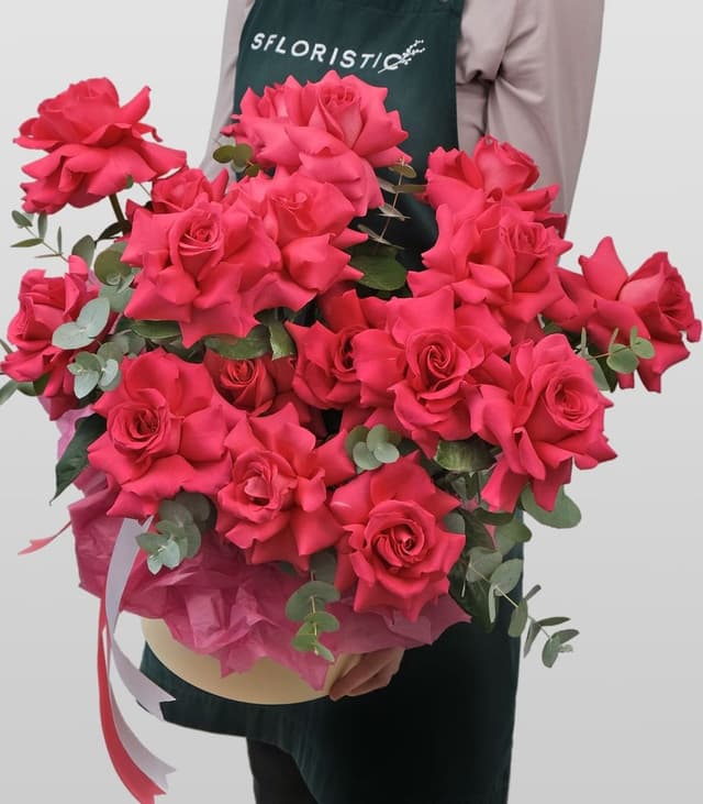 Композиция из Роз «Малиновая Ночь» Композиция из Роз «Малиновая Ночь»