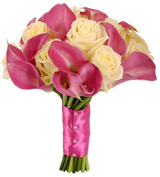 Букет из Роз и розовых Калл «Клубника со сливками» Букет из Роз и розовых Калл «Клубника со сливками»