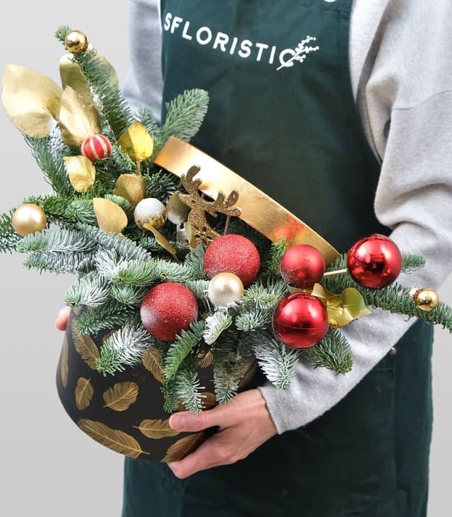 Композиция из Нобилиса «Золотой Олененок» Композиция из Нобилиса «Золотой Олененок»