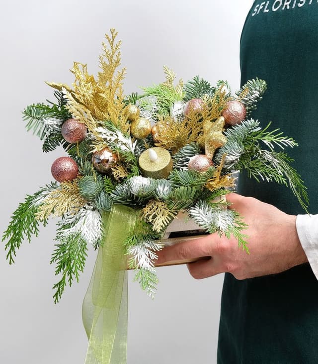 Композиция из Нобилиса «Золотая Метель» Композиция из Нобилиса «Золотая Метель»