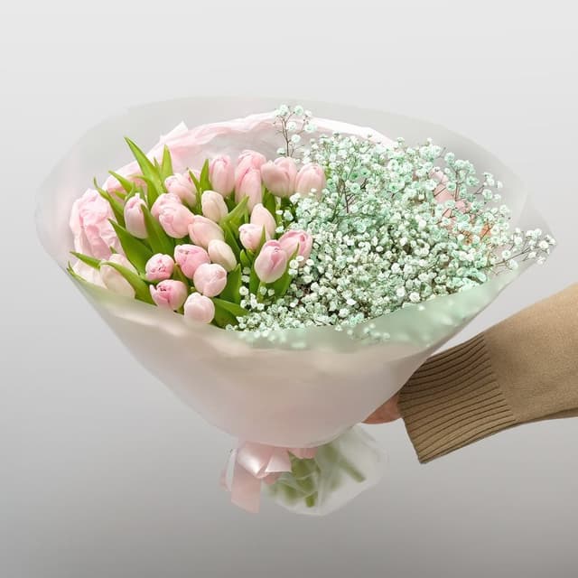 Букет из Тюльпанов и Гипсофилы «Неземная Радость» Букет из Тюльпанов и Гипсофилы «Неземная Радость»