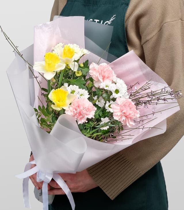 Букет из Нарцисса и Хризантемы «Летняя Полянка» Букет из Нарцисса и Хризантемы «Летняя Полянка»