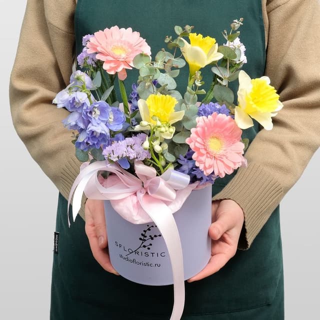 Композиция из Нарциссов, Гермини и Гиацинтов «Забава» Композиция из Нарциссов, Гермини и Гиацинтов «Забава»