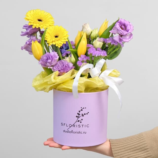 Композиция из Гермини, Эустомы и Тюльпана «Ясмина» Композиция из Гермини, Эустомы и Тюльпана «Ясмина»