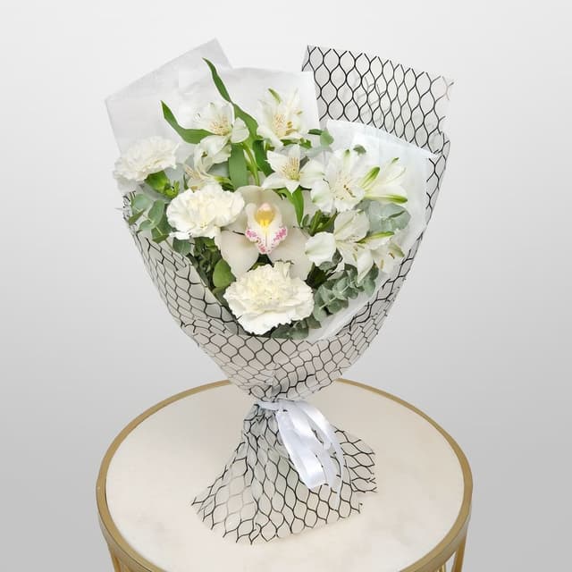 Букет из Альстромерий и Гвоздики «Весенний бриз» Букет из Альстромерий и Гвоздики «Весенний бриз»