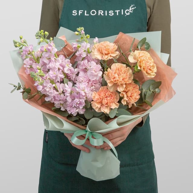 Букет из Маттиол и Диантуса «Летняя свежесть» Букет из Маттиол и Диантуса «Летняя свежесть»