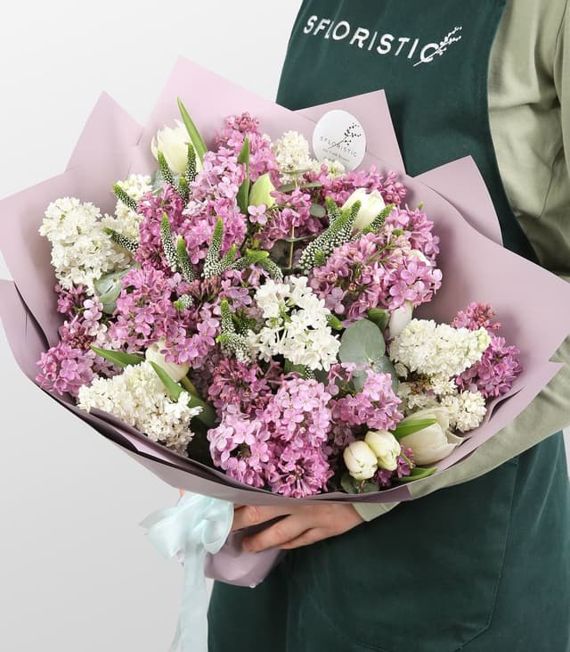 Букет из Сирени и Тюльпанов «Сиреневый вихрь» Букет из Сирени и Тюльпанов «Сиреневый вихрь»