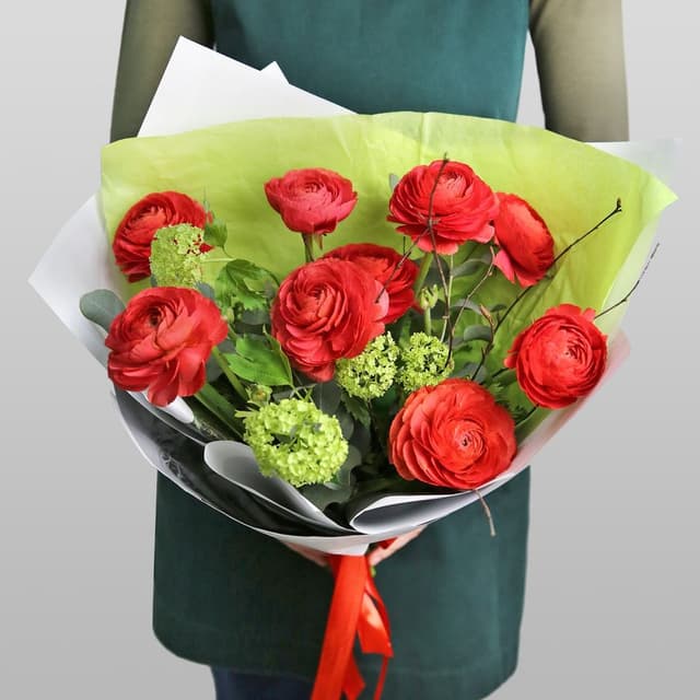 Букет из Ранункулюсов и Вибурнума «Яркое чудо» Букет из Ранункулюсов и Вибурнума «Яркое чудо»