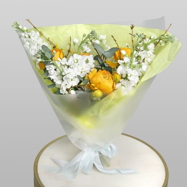 Букет из Ранункулюсов и Маттиолы «Лимончелло» Букет из Ранункулюсов и Маттиолы «Лимончелло»
